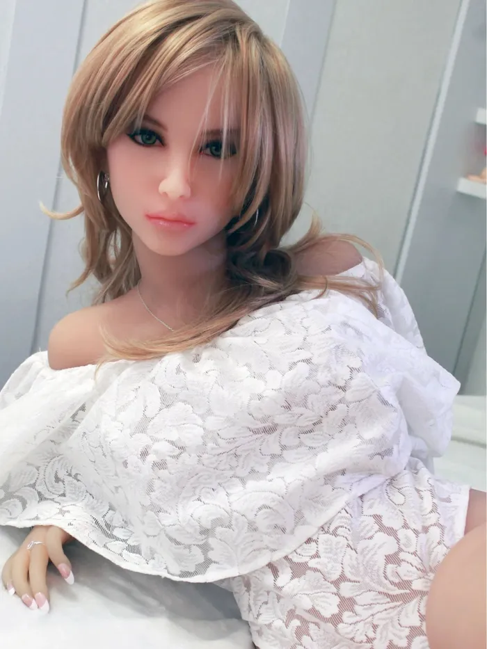 F3606155cm5f129kg Elina E Cup Realistic TPE Curvy Big Breasts Sex Doll Doll Forever Doll Forever Male Sex Toys